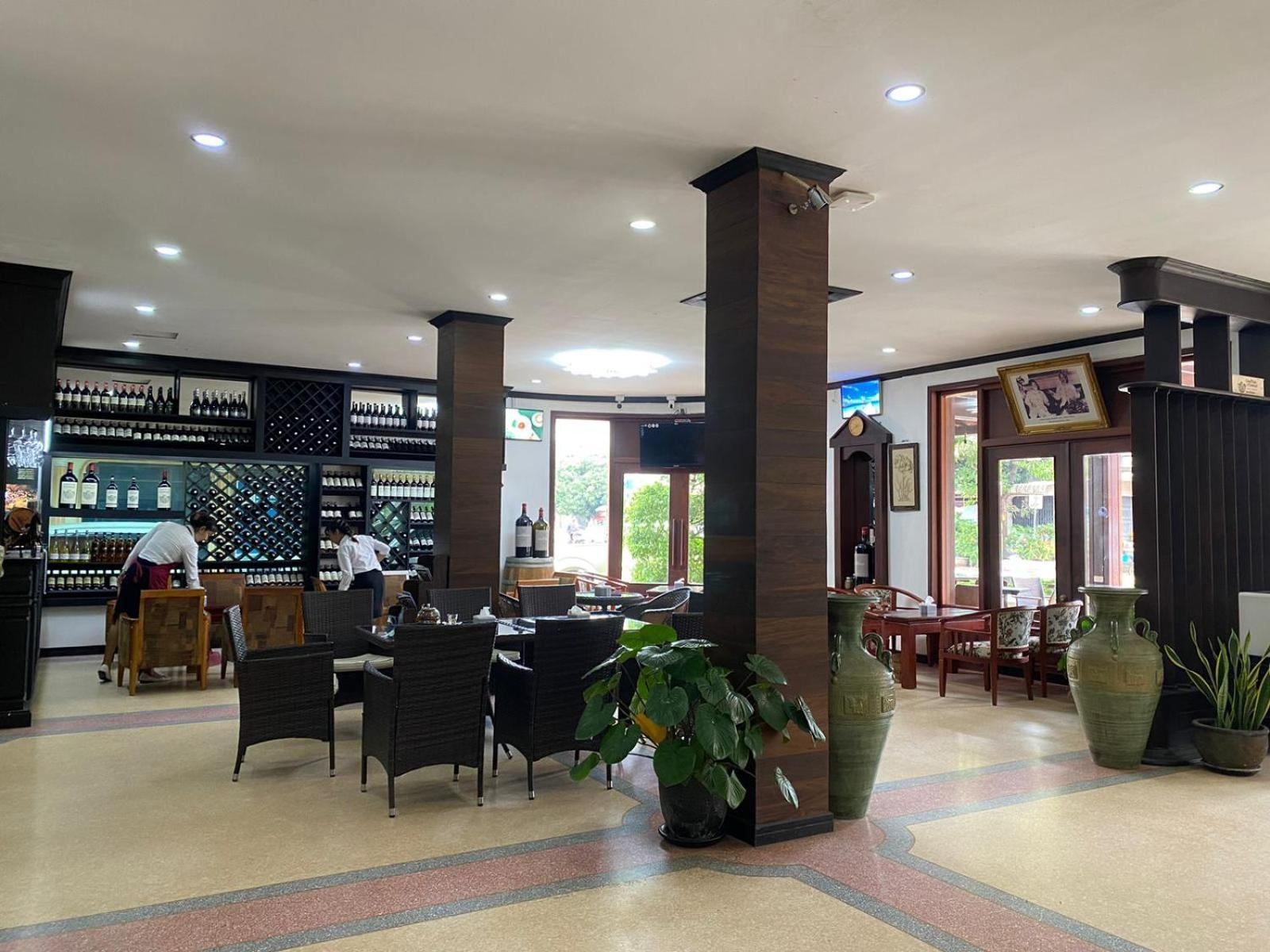 Subinh Hotel And Restaurant Pakse Luaran gambar
