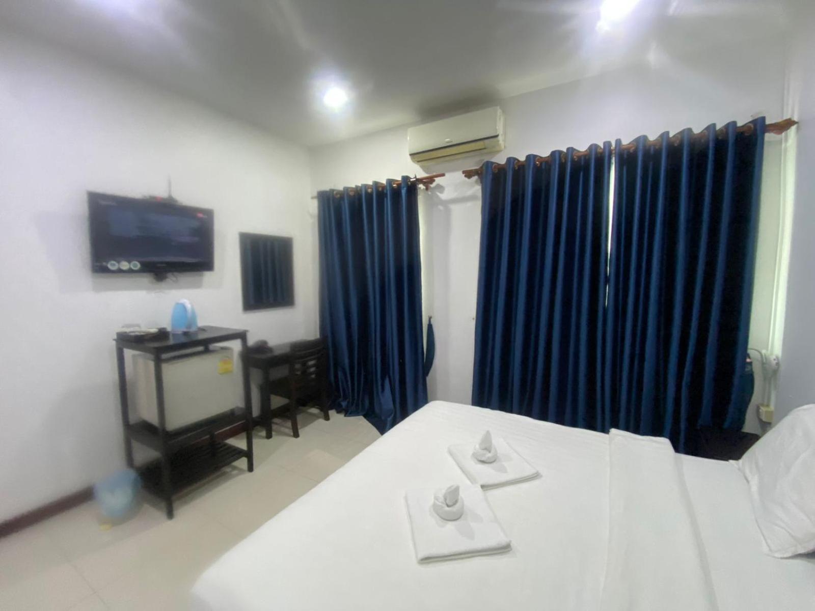 Subinh Hotel And Restaurant Pakse Luaran gambar